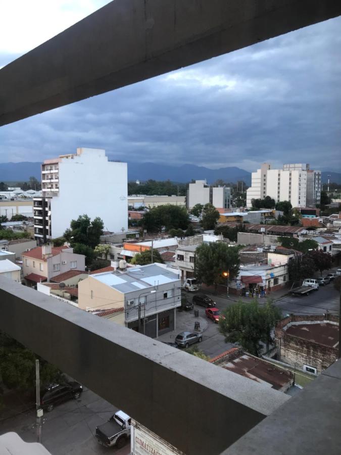 Departamento Calle Balcarce Hermosa Vista Y Parrilla Apartment Salta